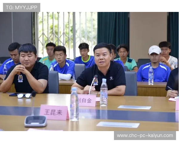 校企合作推动篮球青训产业化,打造全国青少年训练网络,青少年篮球训练营的简介 校企合作推动篮球青训产业化,打造全国青少年训练网络,青少年篮球训练营的简介